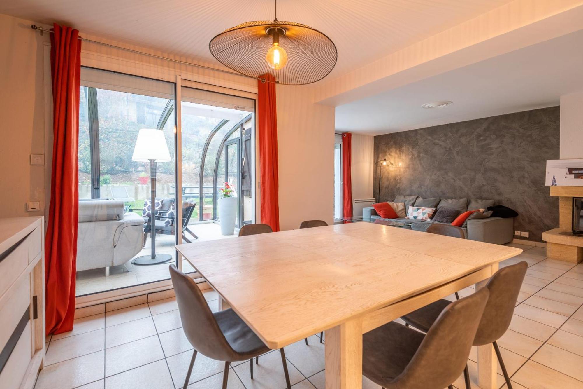 Alpiloc - Town House With Garden And Winter Lounge Villa Annecy Exterior photo